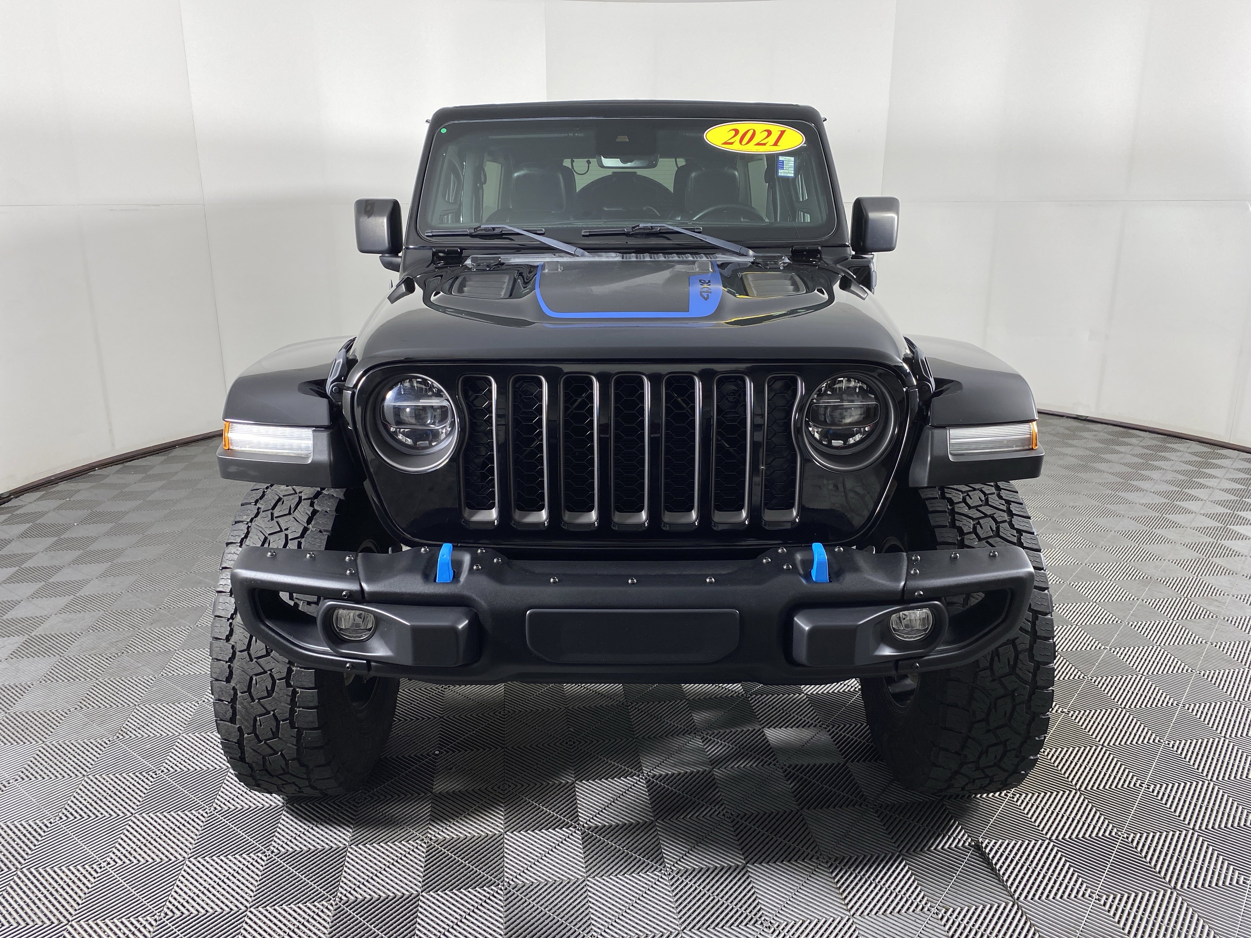 Used 2021 Jeep Wrangler Unlimited Rubicon 4xe w/ Steel Bumper Group image 14