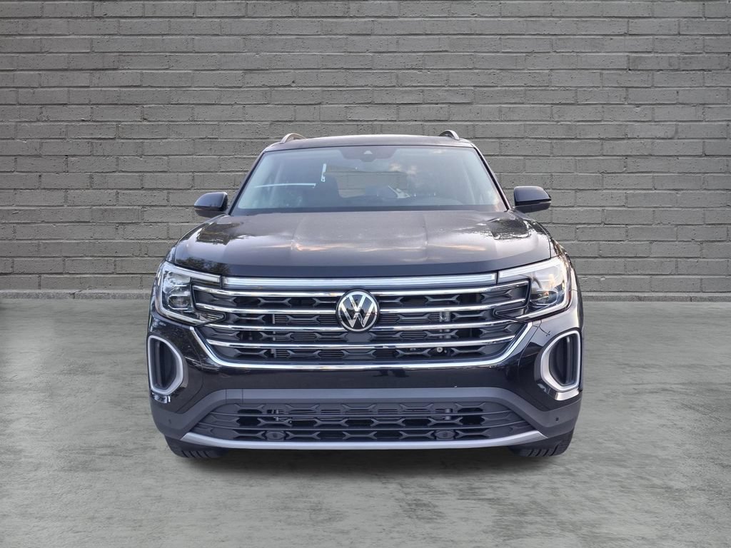 New 2026 Volkswagen Atlas SE FWD image 2