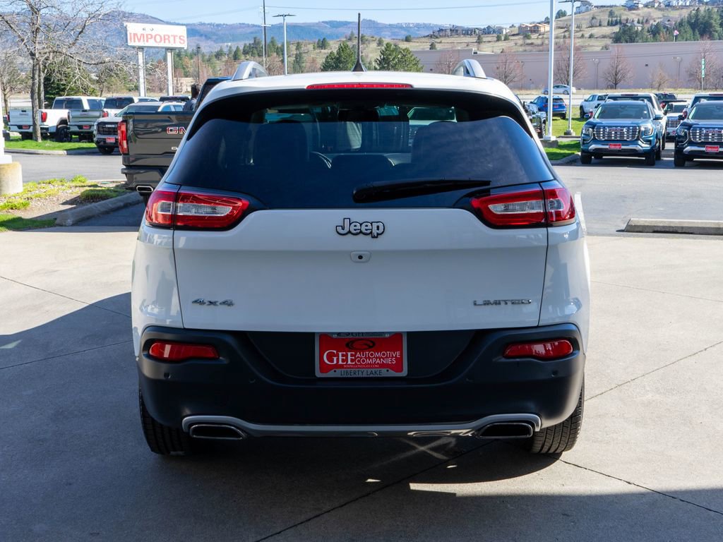 Used 2018 Jeep Cherokee Limited w/ Luxury Group image 6