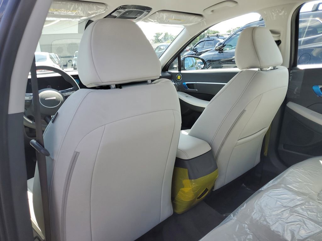 New 2025 Hyundai Sonata SE image 10