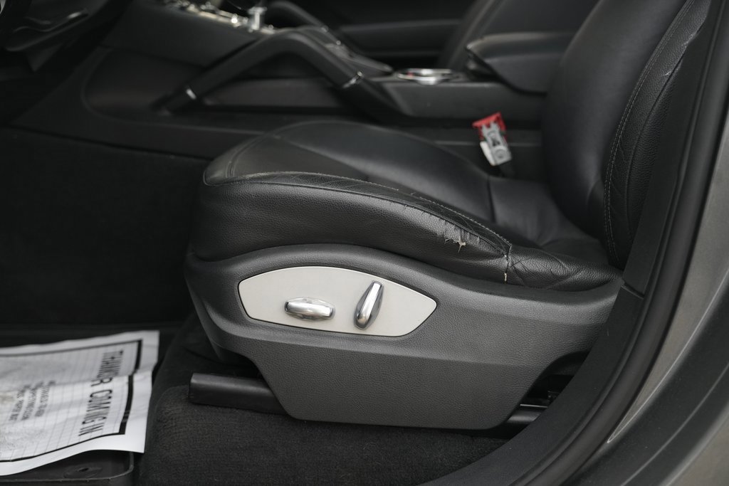 Used 2012 Porsche Cayenne image 28