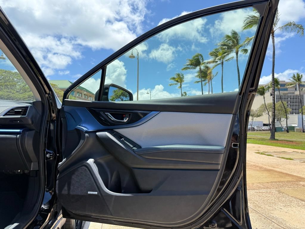 Used 2019 Subaru Crosstrek Hybrid w/ Moonroof Package w/Navigation AWD/4WD image 13