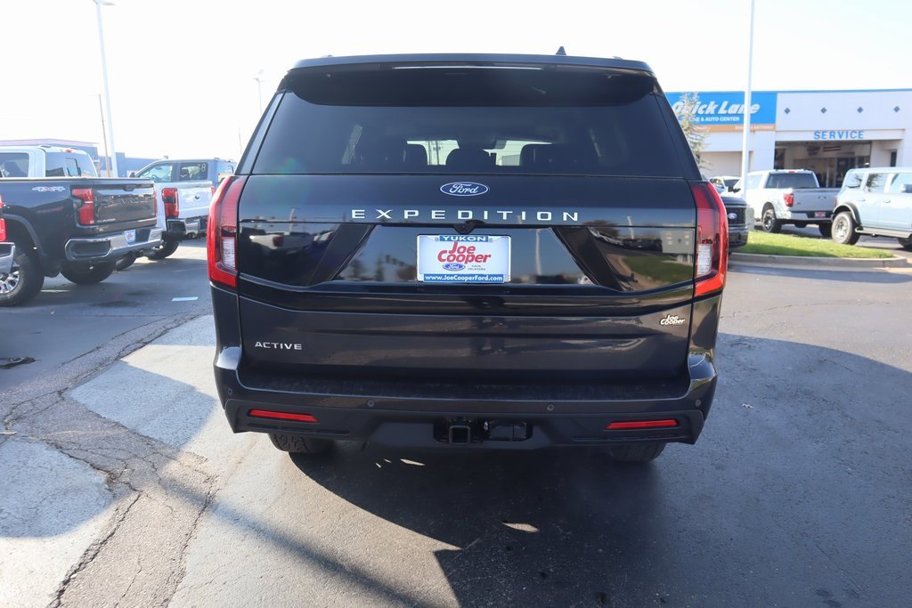 New 2025 Ford Expedition Active image 23