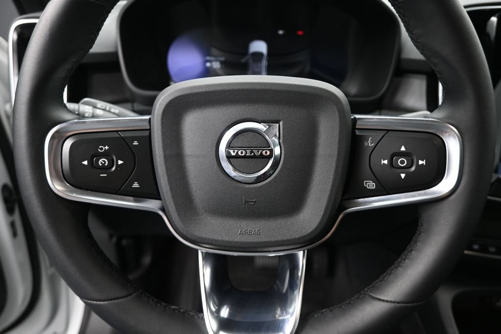 Used 2023 Volvo C40 P8 Recharge Ultimate AWD/4WD image 11