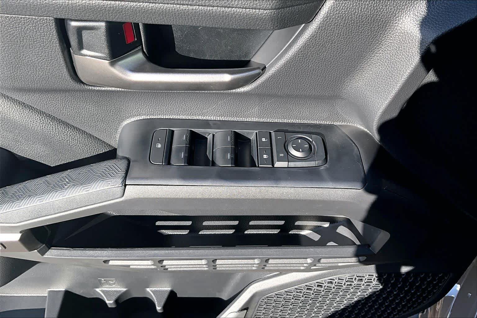 New 2026 Toyota Tacoma TRD Off-Road AWD/4WD image 18