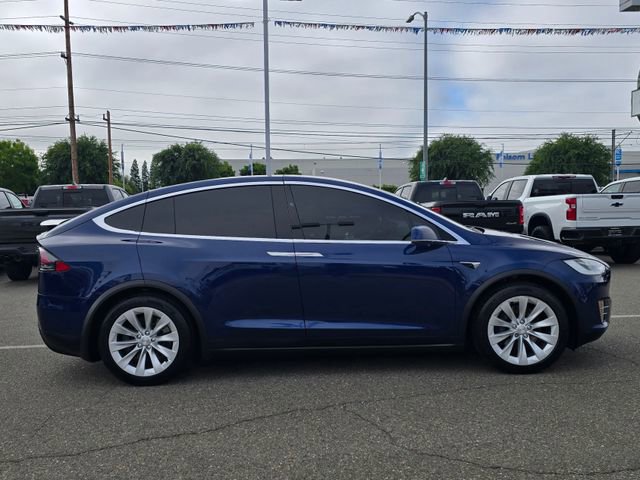 Used 2018 Tesla Model X 75D image 8