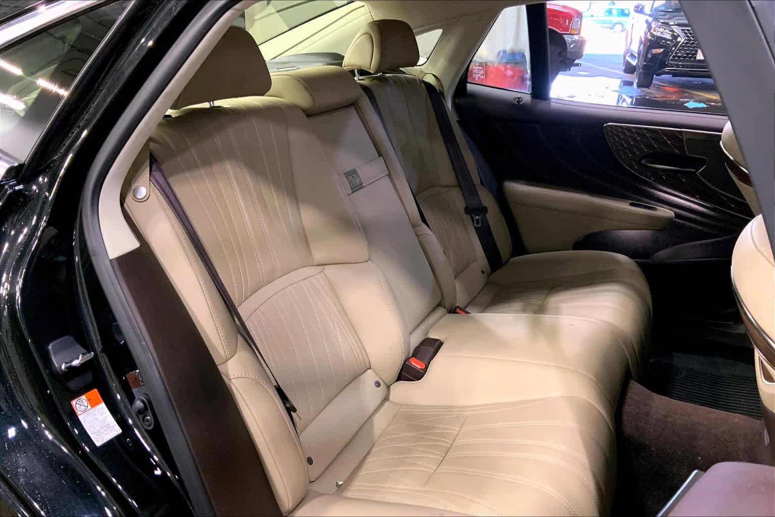 Used 2019 Lexus LS 500 AWD image 18