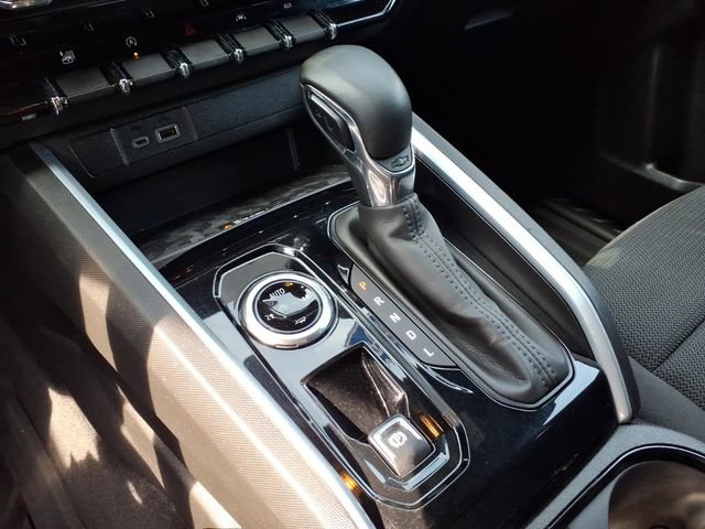 Used 2023 Chevrolet Colorado LT w/ LT Convenience Package II image 13