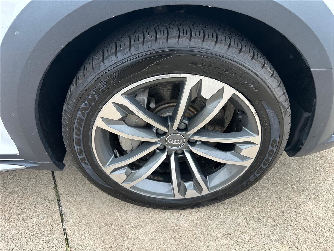 Used 2018 Audi A4 2.0T allroad Premium AWD/4WD image 26