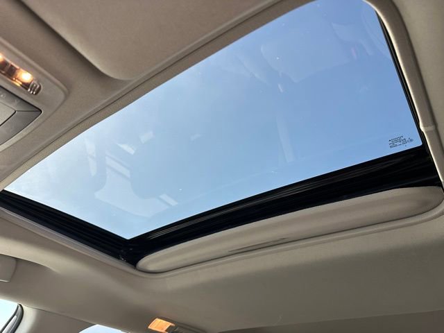 Used 2023 Toyota Sienna XLE image 25