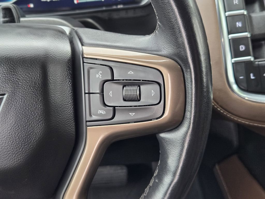Used 2024 Chevrolet Suburban High Country w/ Advanced Technology Package image 26