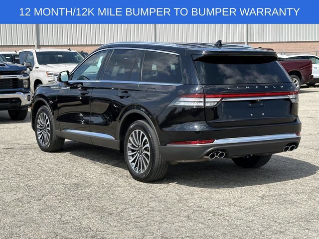 Used 2023 Lincoln Aviator Reserve AWD/4WD image 3