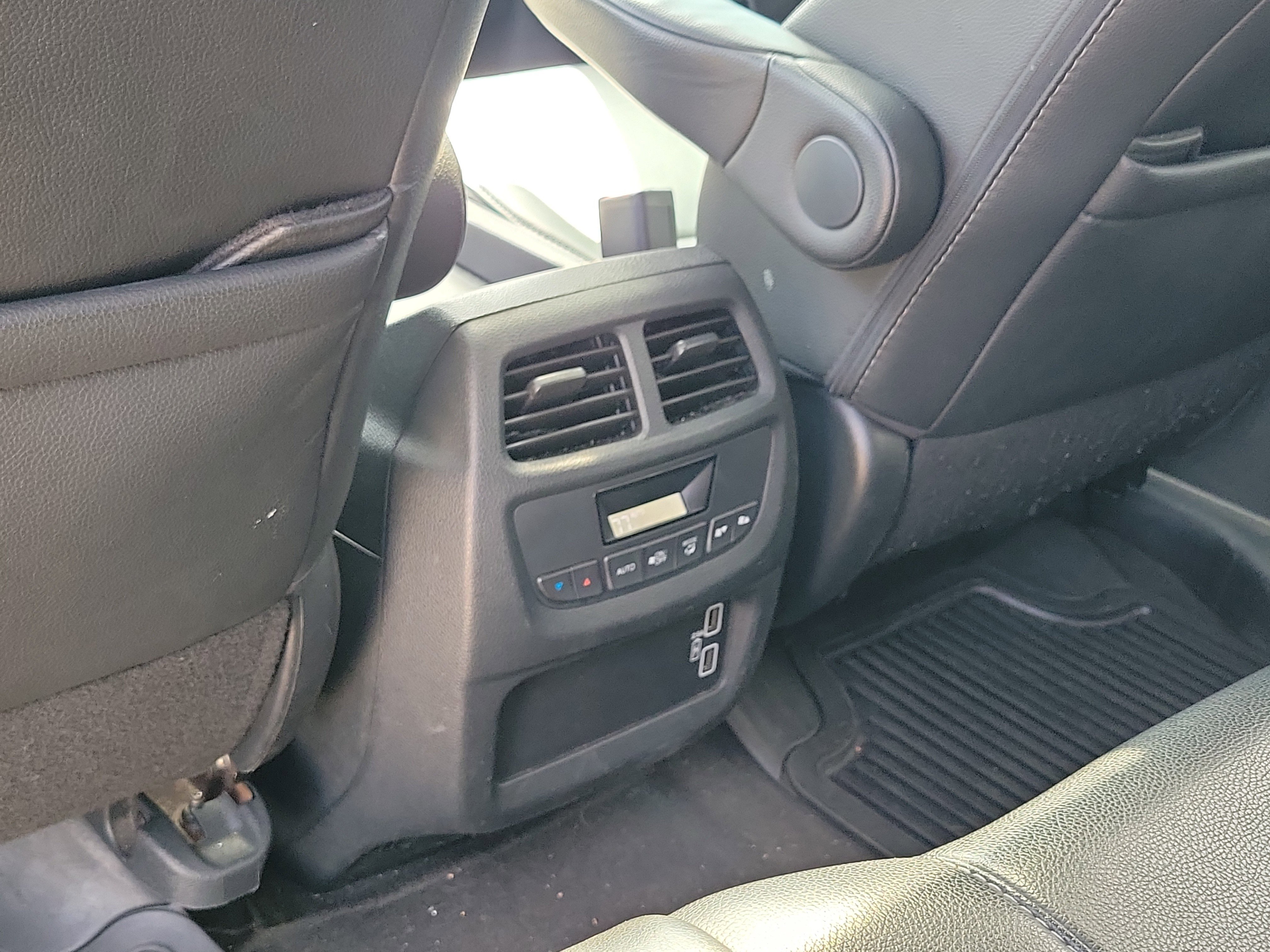 Used 2022 Honda Pilot Special Edition image 14