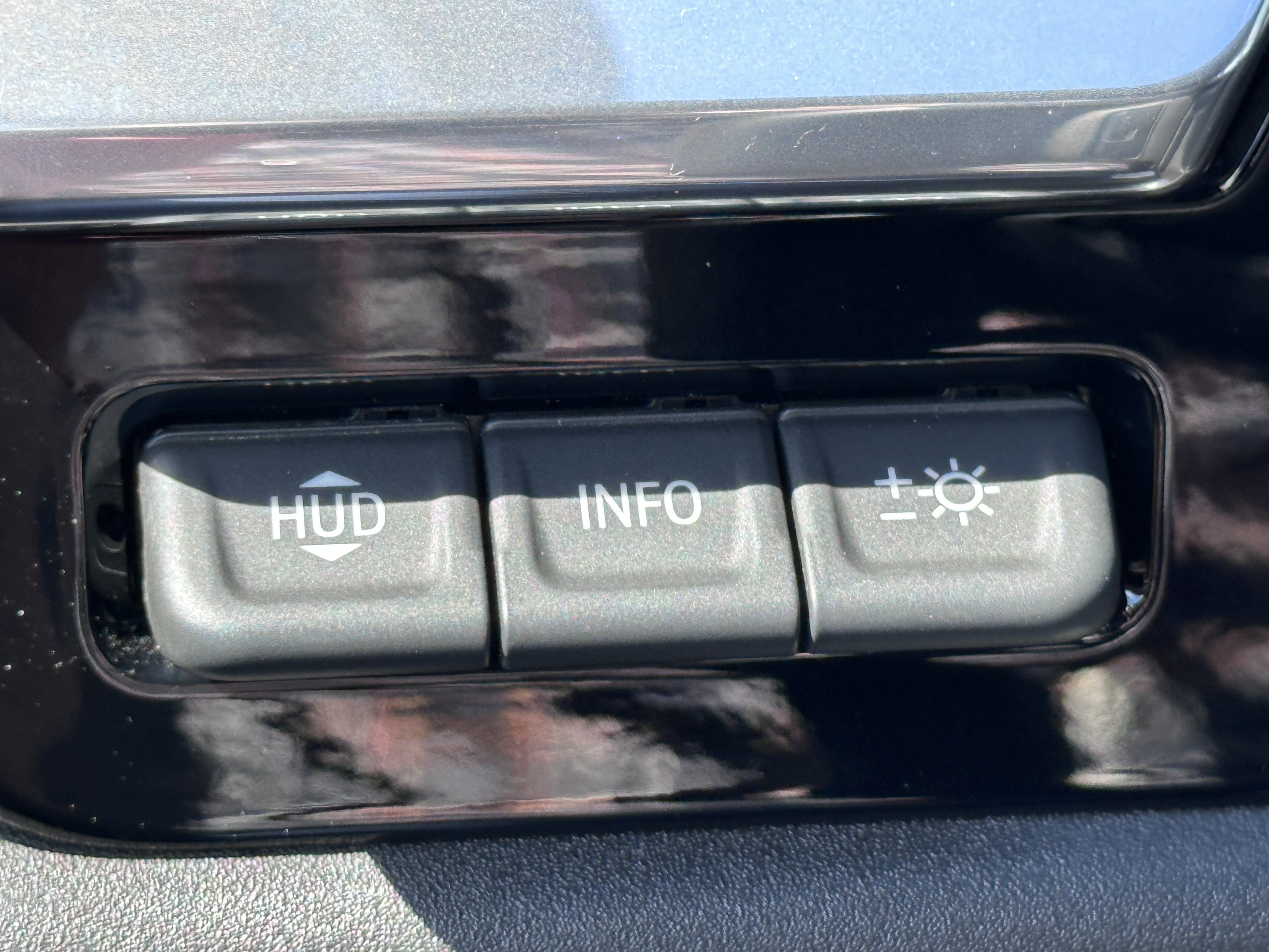 Used 2025 Chevrolet Silverado 2500 LTZ w/ LTZ Premium Package image 26