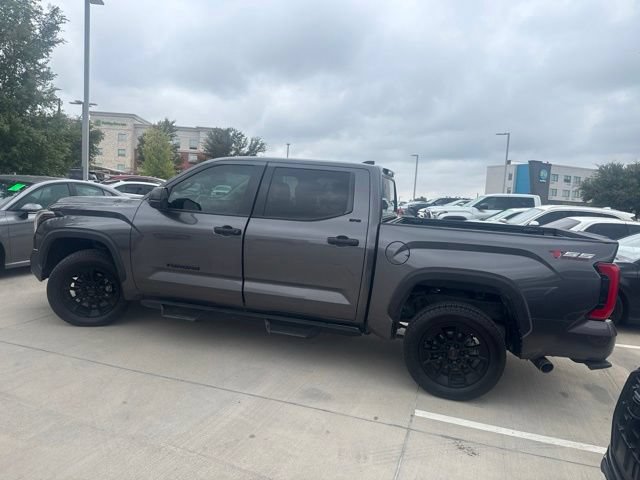 Used 2023 Toyota Tundra SR5 AWD/4WD image 5