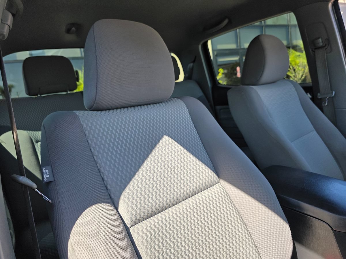 Used 2014 Toyota Tacoma 4x4 Double Cab image 16