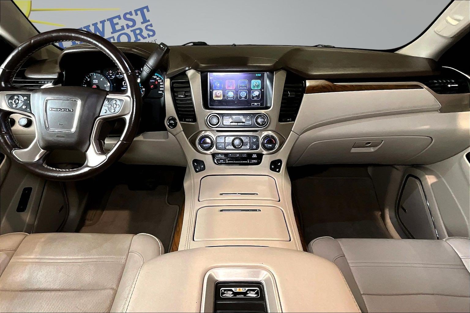 Used 2020 GMC Yukon Denali w/ Open Road Package AWD/4WD image 7