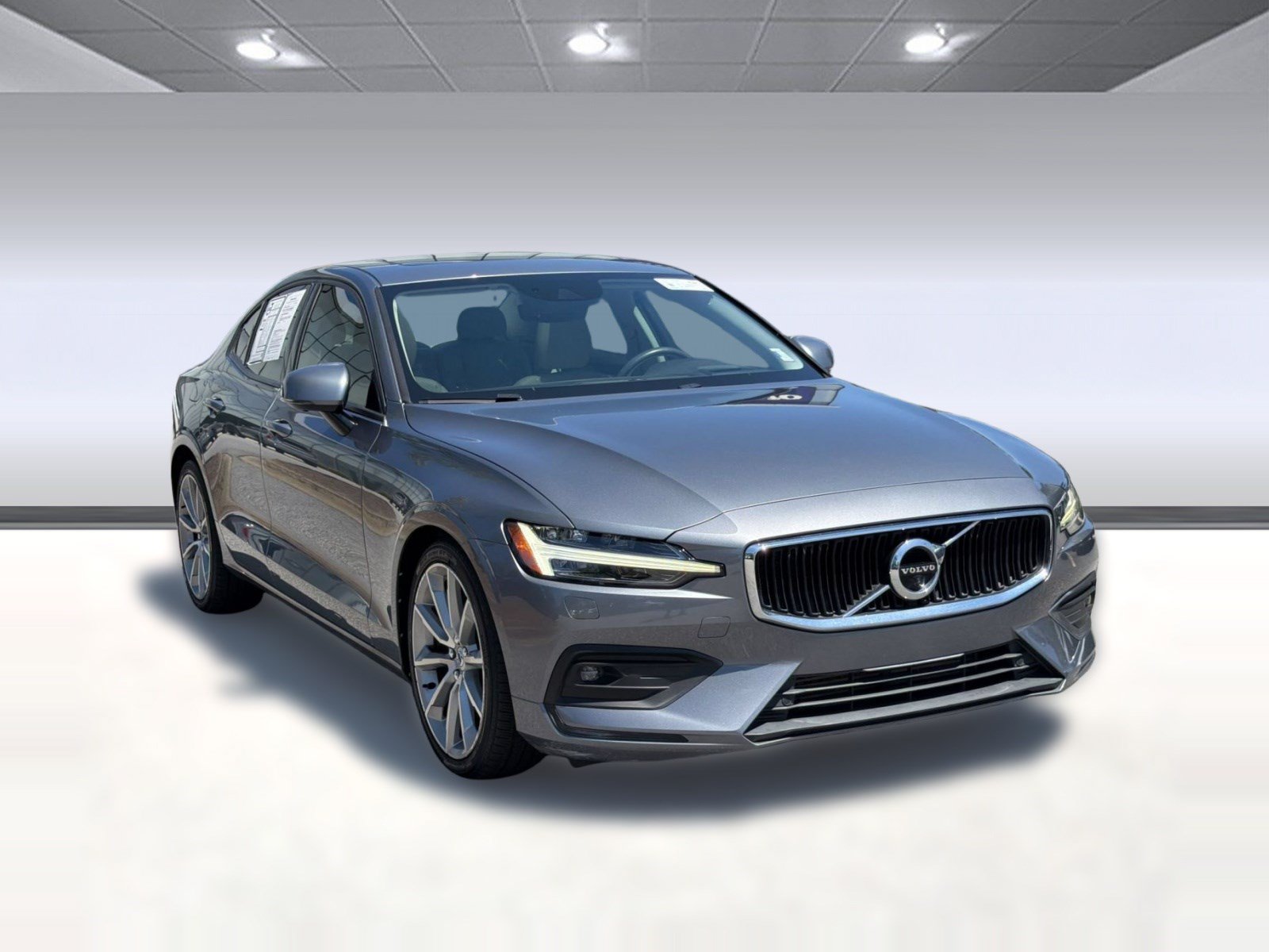 Used 2020 Volvo S60 T5 Momentum FWD image 7