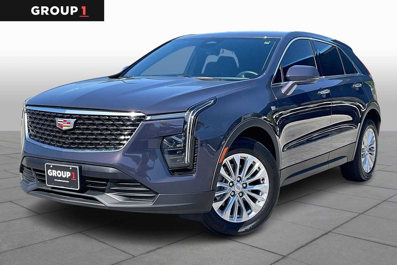 Used 2024 Cadillac XT4 Luxury w/ Cold Weather Package image 1