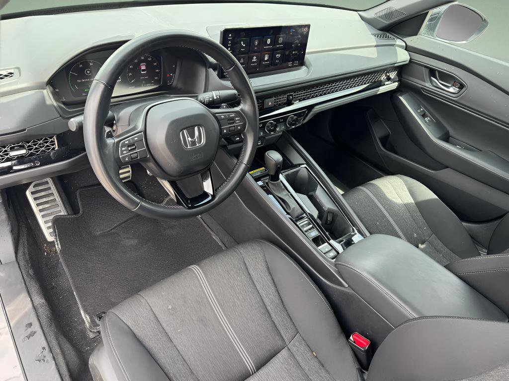 Used 2025 Honda Accord Sport image 18