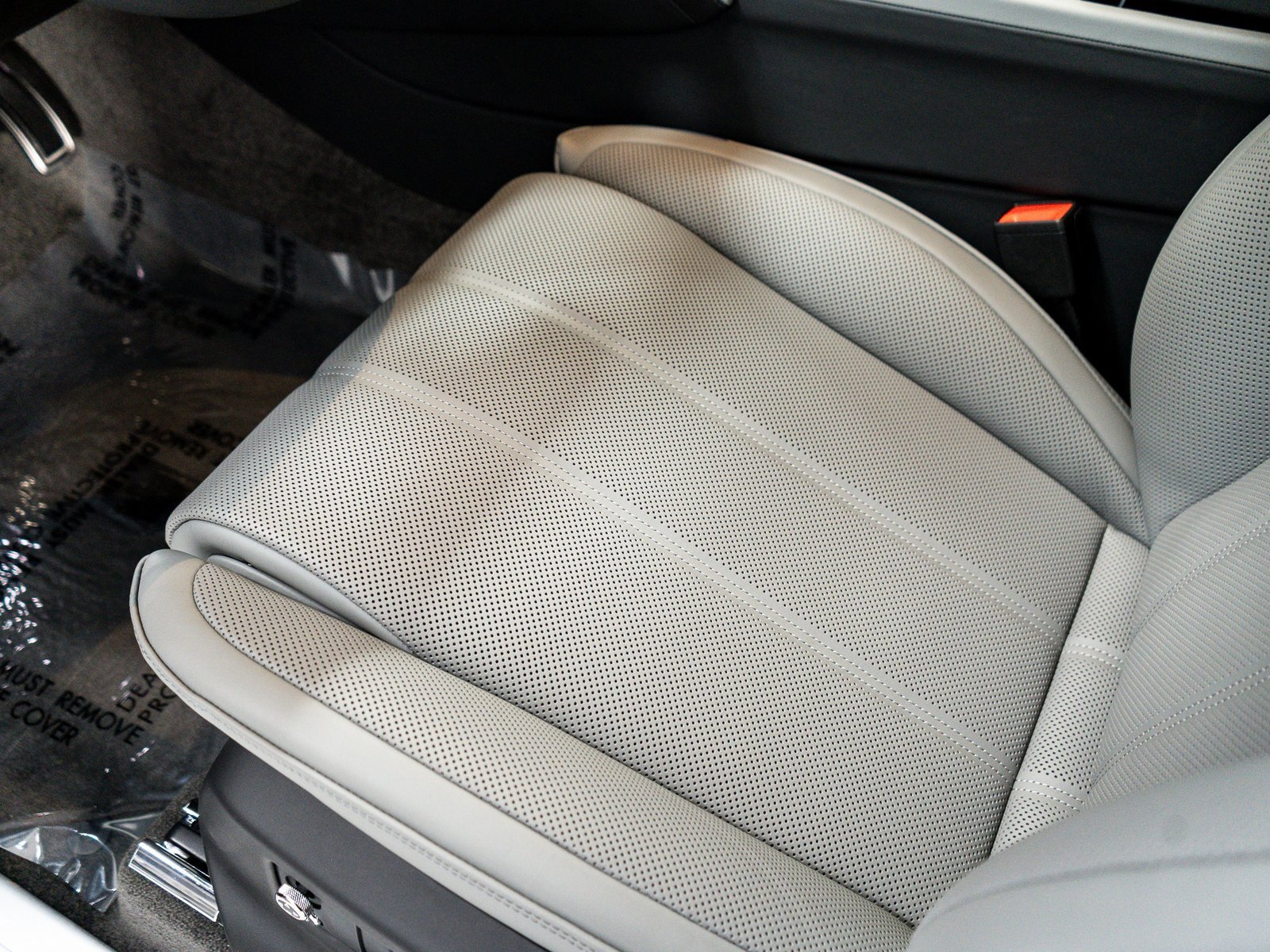New 2025 Bentley Bentayga Extended Wheelbase image 19