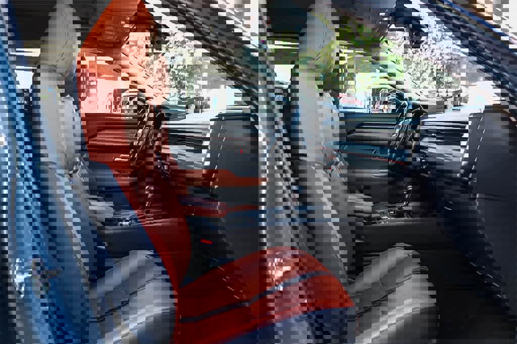 Used 2023 MAZDA CX-50 Meridian Edition w/ Cargo Package image 16