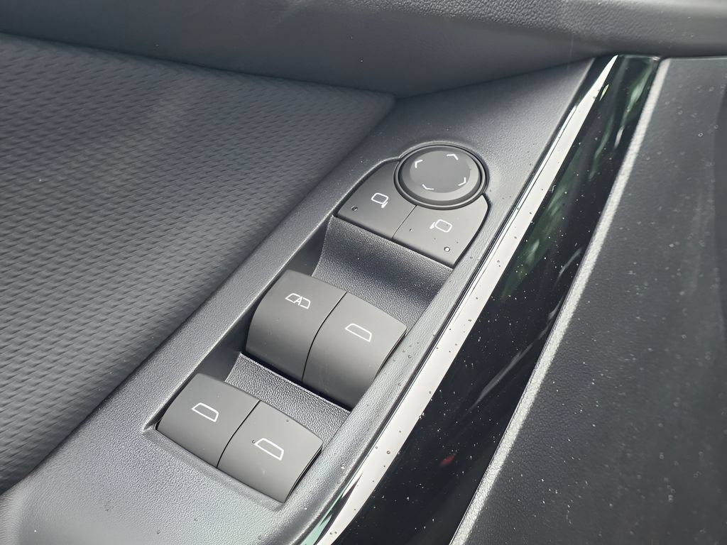 New 2026 Chevrolet Equinox LT w/ LPO, Floor Liner Package FWD image 14