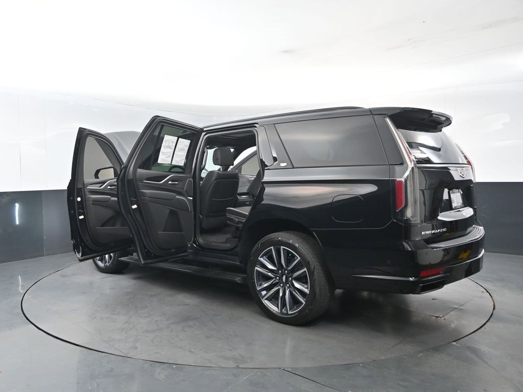 Used 2022 Cadillac Escalade Sport image 29
