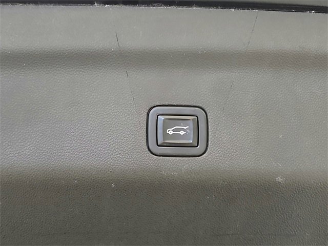 Used 2021 GMC Yukon AT4 image 35