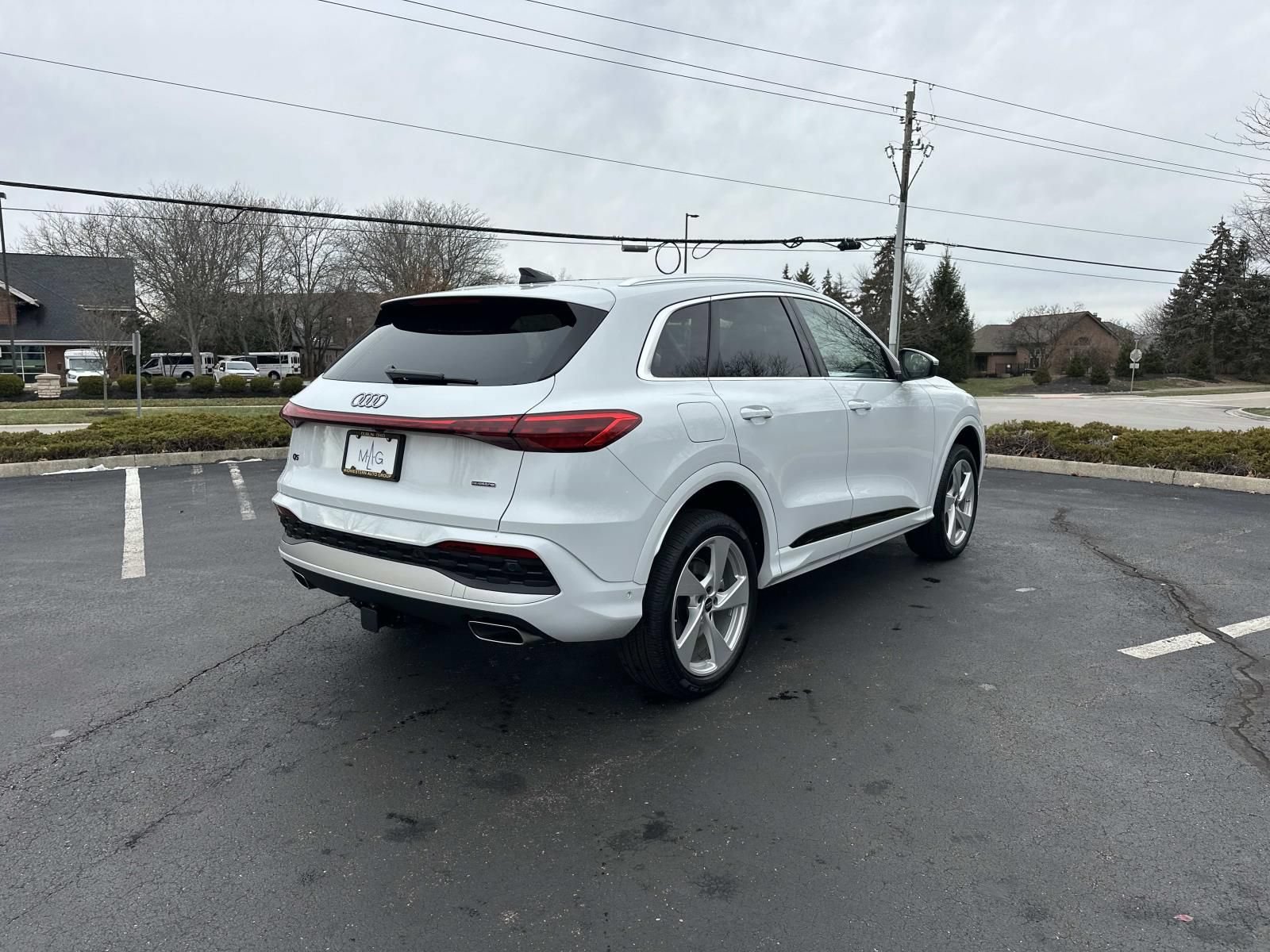 Used 2025 Audi Q5 Premium Plus AWD/4WD image 7