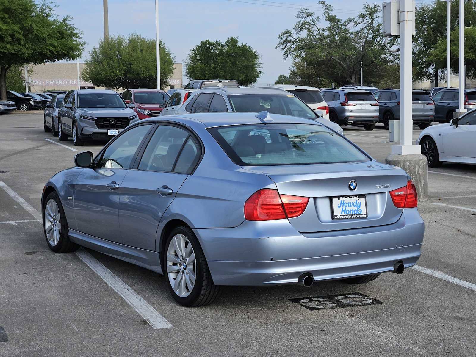 Used 2009 BMW 335i xDrive Sedan image 5