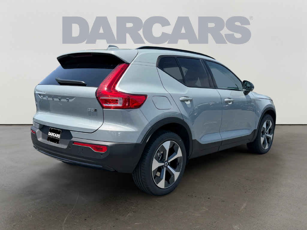 New 2026 Volvo XC40 B5 Plus w/ Protection Package Premier AWD/4WD image 4