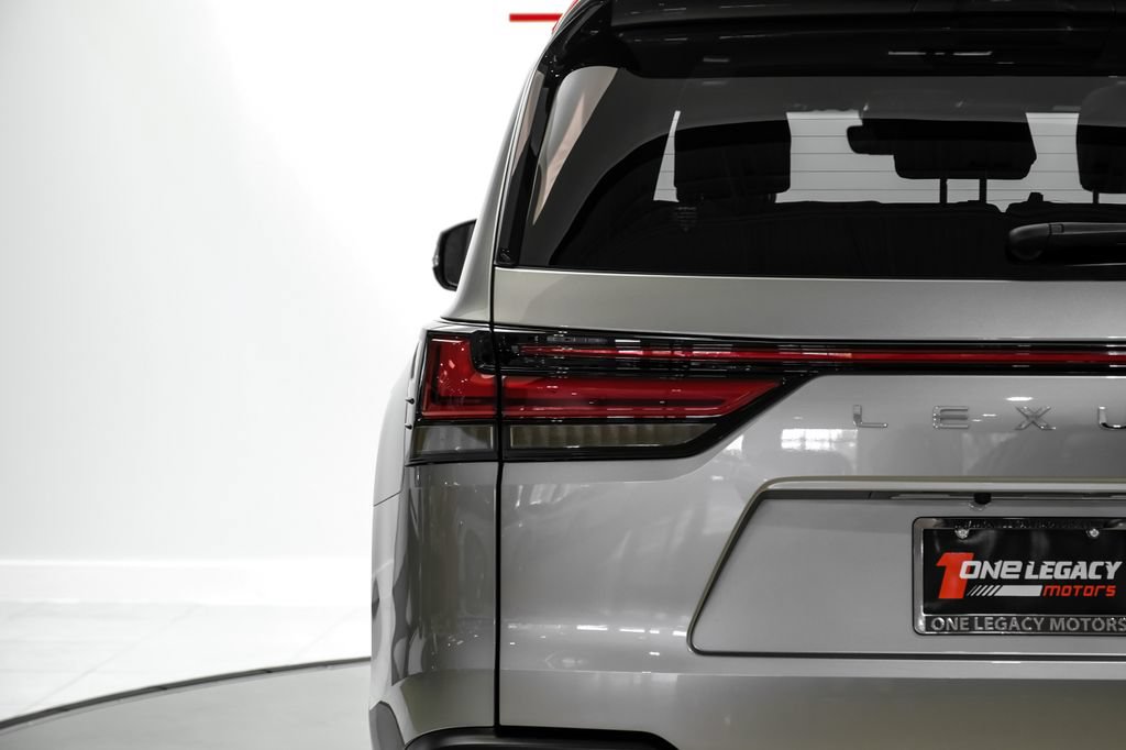 Used 2024 Lexus LX 600 F Sport AWD/4WD image 53