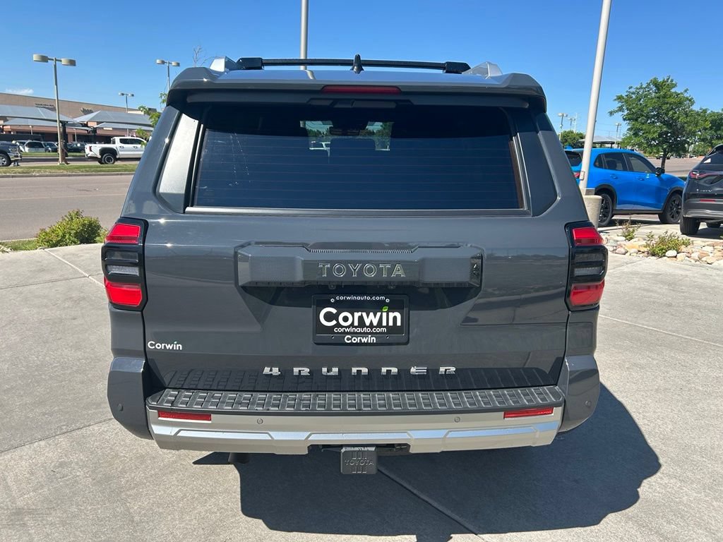 Used 2025 Toyota 4Runner Limited w/ Tow Technology Package AWD/4WD image 8