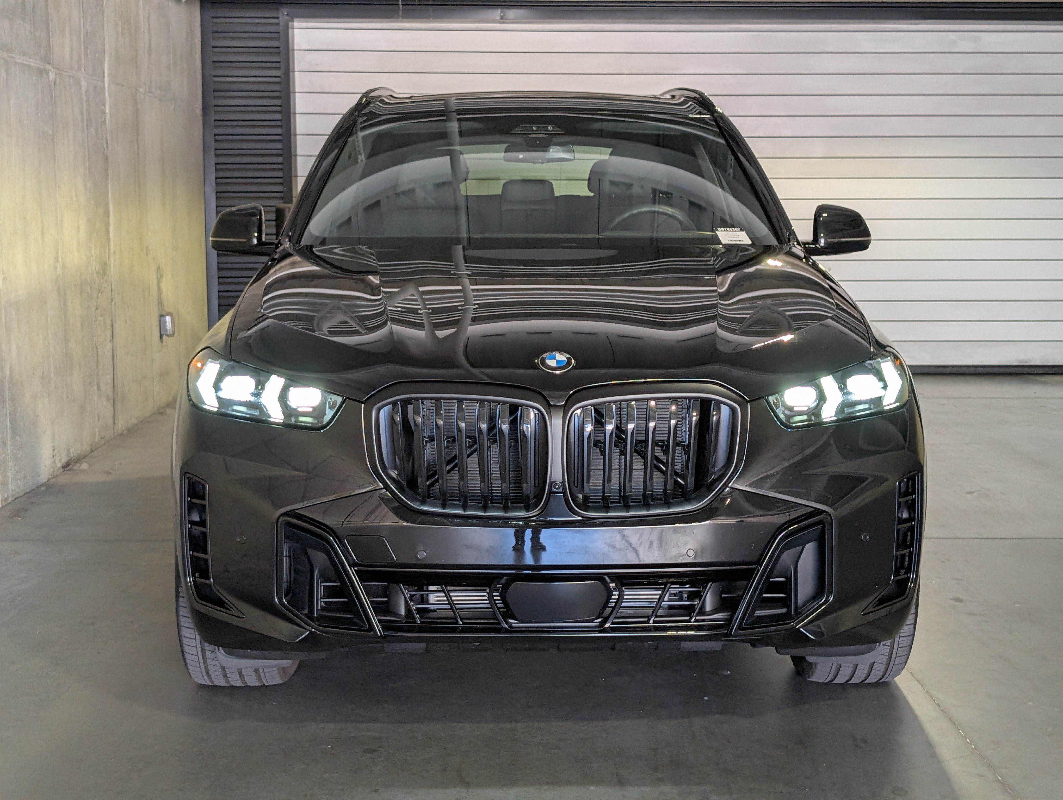 Used 2025 BMW X5 xDrive40i w/ M Sport Package AWD/4WD image 12
