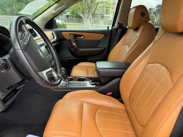 Used 2013 Chevrolet Traverse LTZ FWD image 39