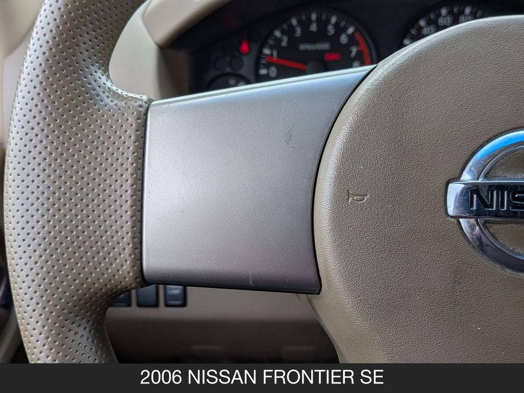 Used 2006 Nissan Frontier SE w/ (P01) Power Pkg AWD/4WD image 17