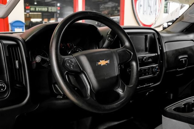 Used 2019 Chevrolet Silverado 2500 W/T AWD/4WD image 16