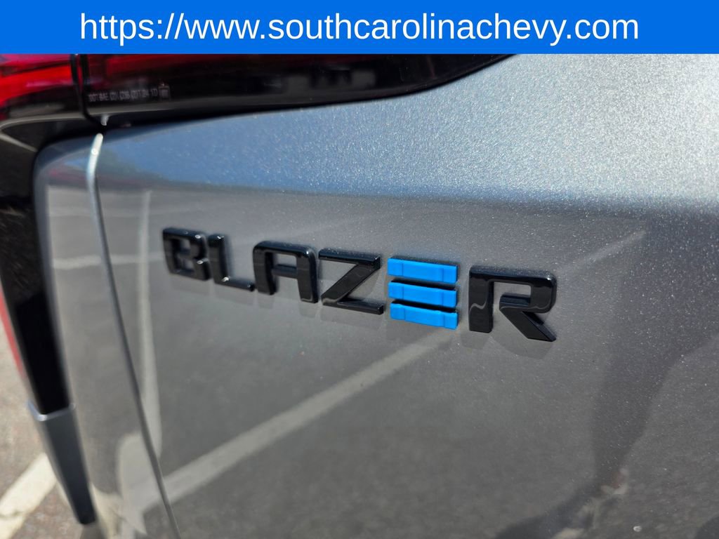 Certified 2025 Chevrolet Blazer EV RS AWD/4WD image 37