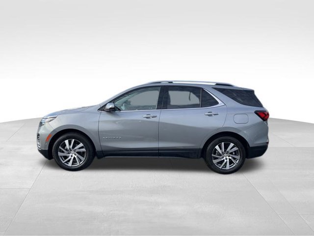 Used 2024 Chevrolet Equinox Premier FWD image 2