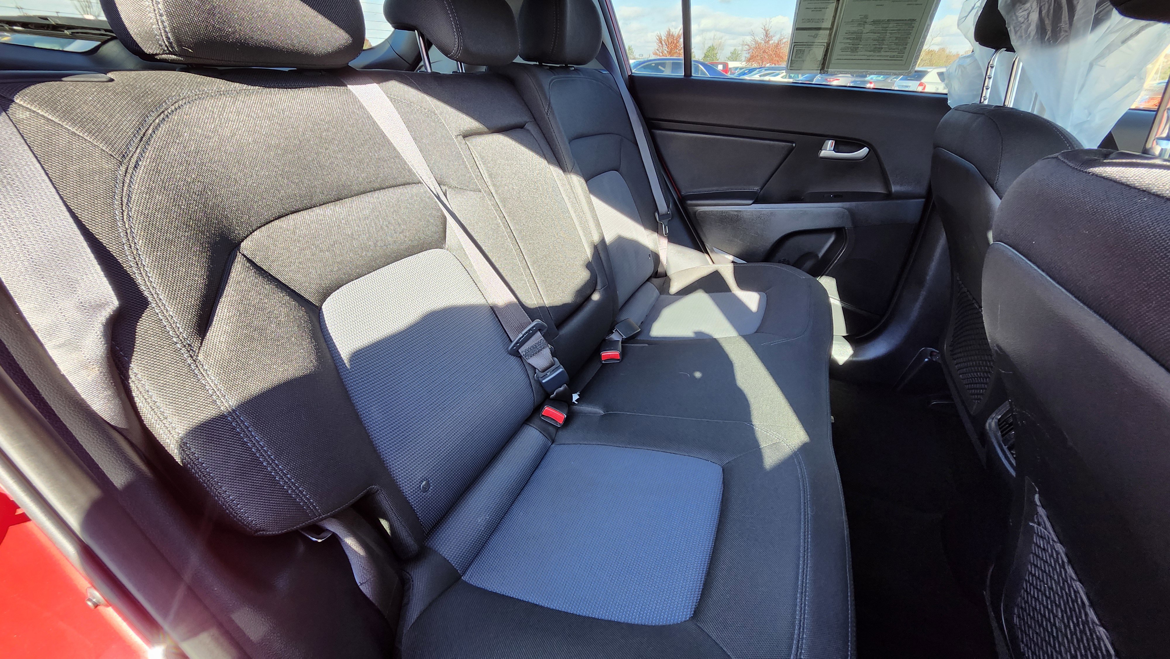 Used 2015 Kia Sportage LX image 15