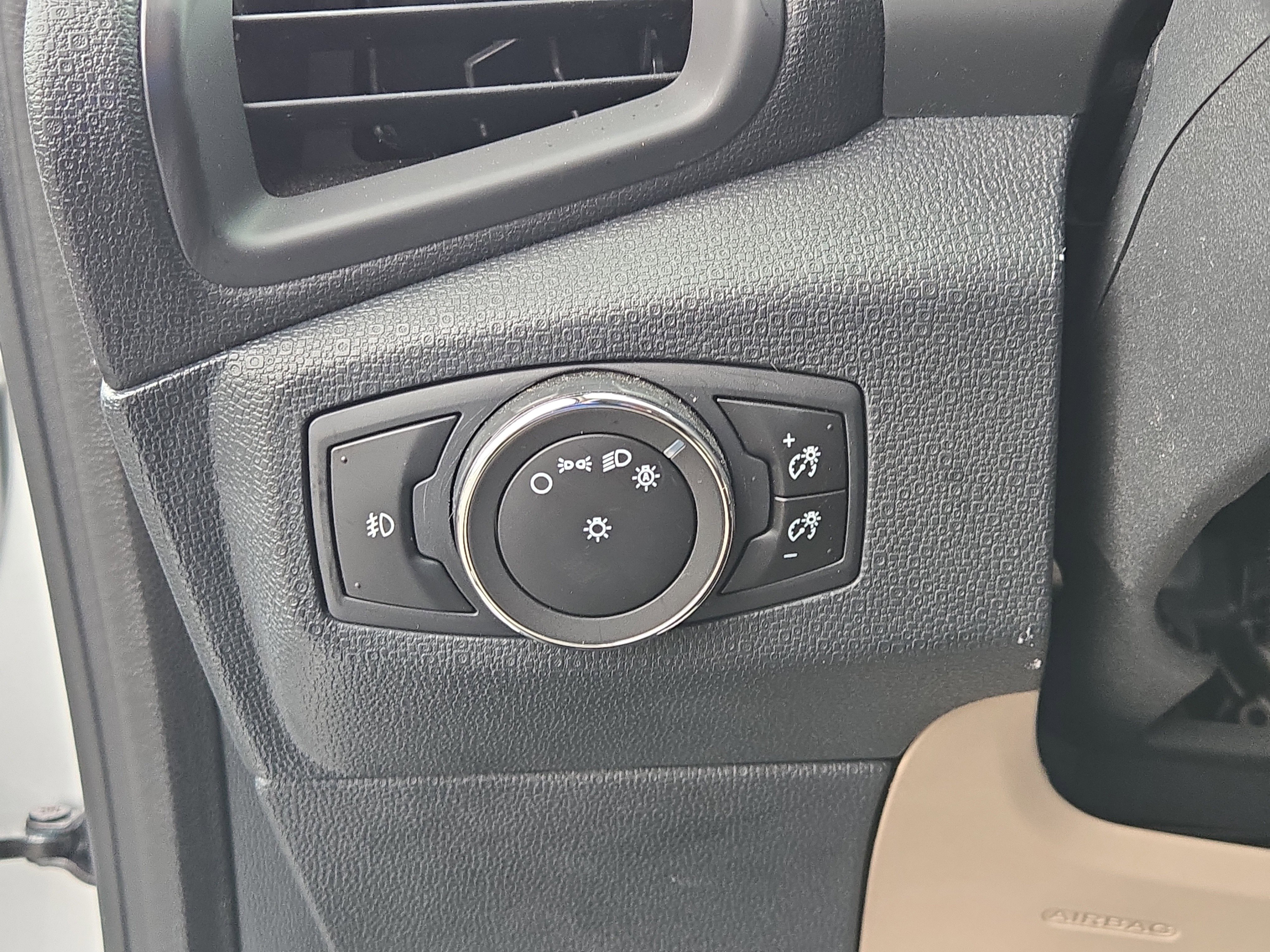 Certified 2020 Ford EcoSport SE w/ SE Convenience Package FWD image 22