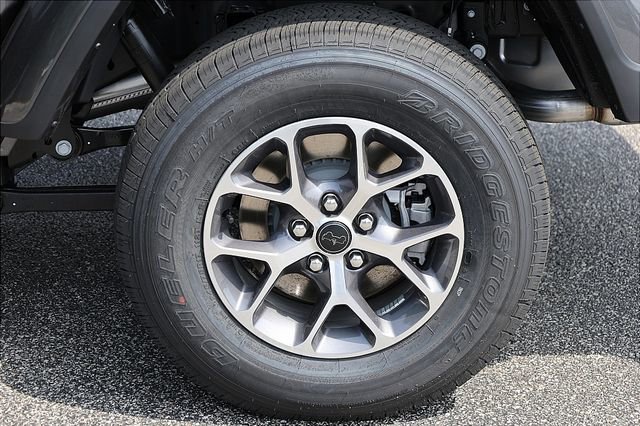 New 2025 Jeep Gladiator Sport image 5