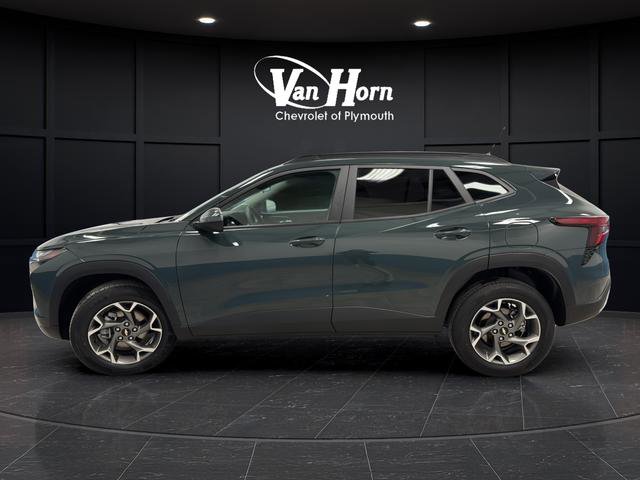 Used 2025 Chevrolet Trax LT FWD image 6