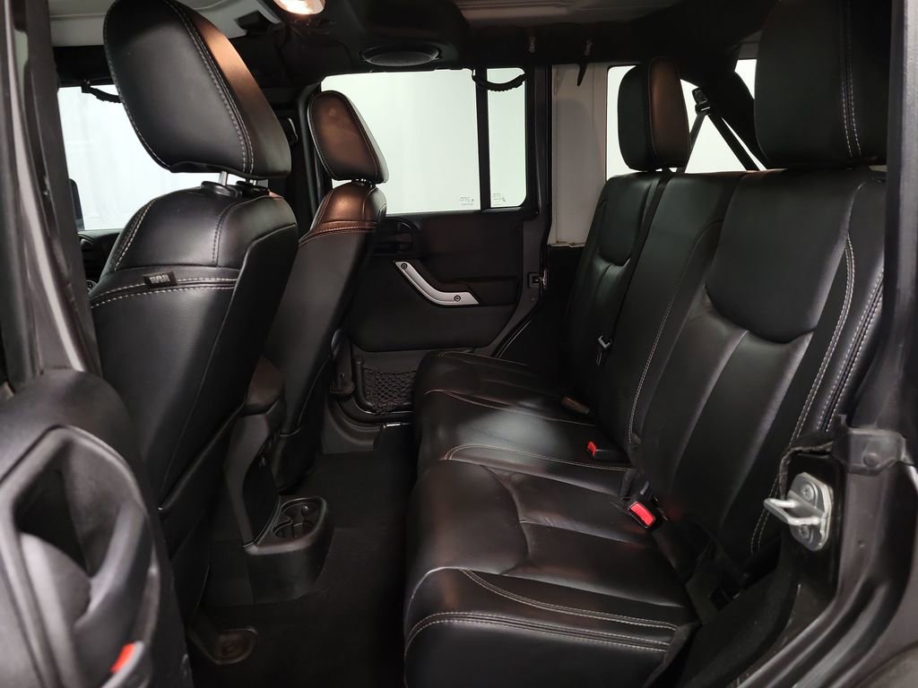 Used 2014 Jeep Wrangler Unlimited Rubicon w/ Connectivity Group image 22