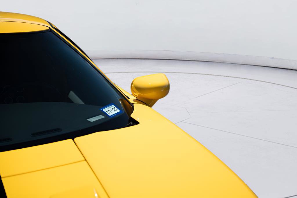 Used 2006 Ford GT RWD image 18
