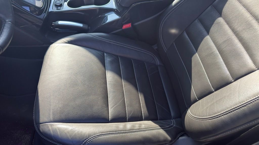 Used 2015 Ford Escape Titanium AWD/4WD image 11