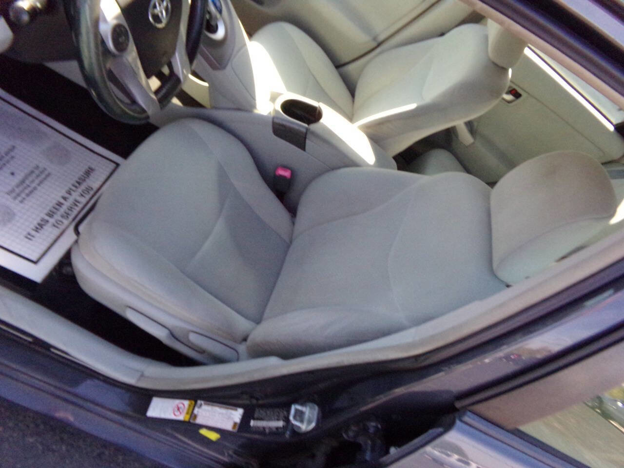 Used 2012 Toyota Prius Two FWD image 11