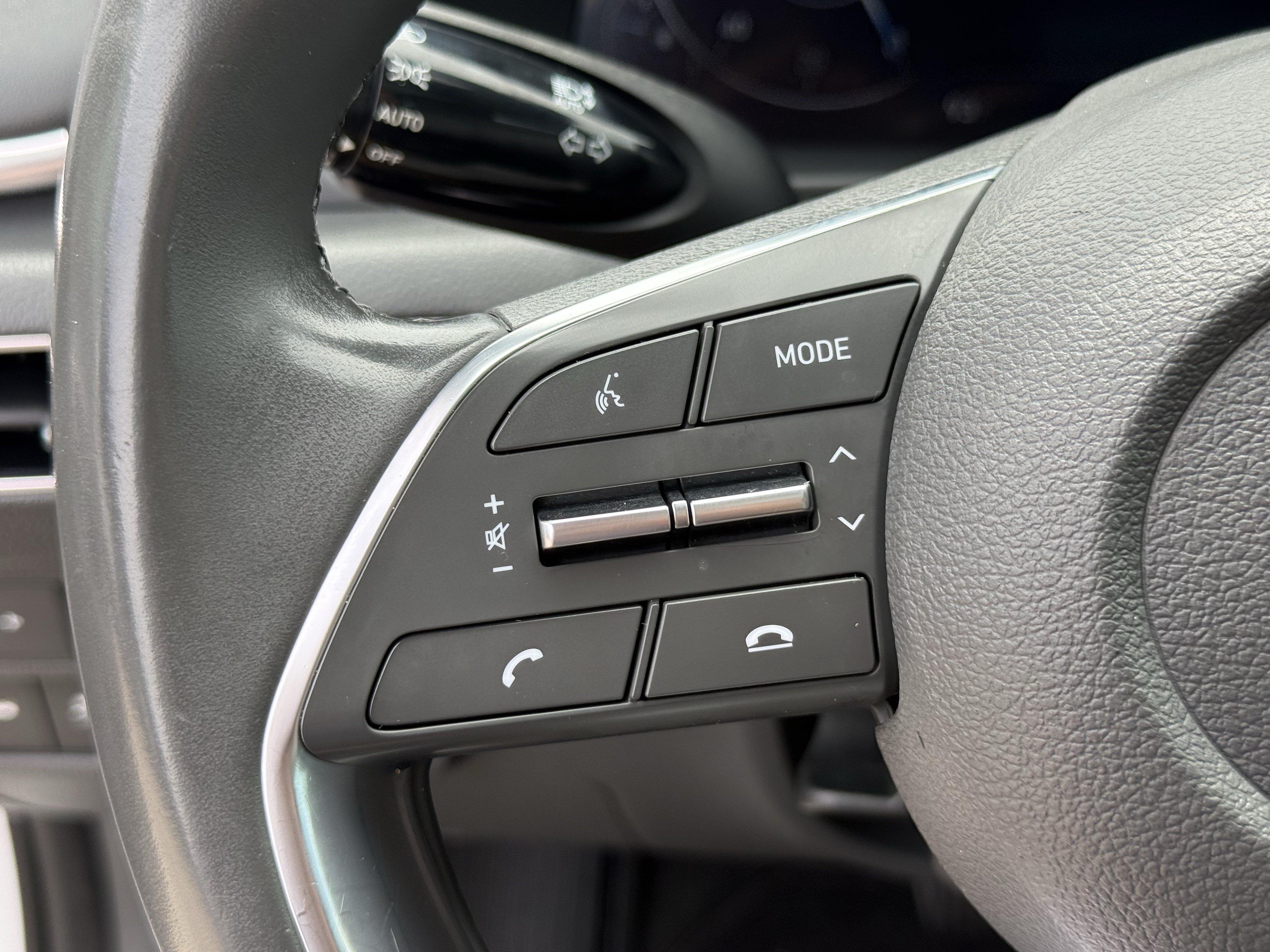Used 2020 Hyundai Sonata SEL w/ Convenience + Sunroof Package FWD image 16