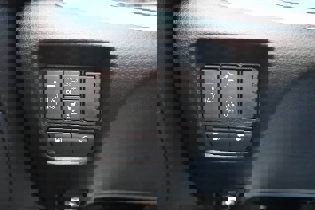 Used 2018 Acura TLX 2.4L Tech Pkg image 40